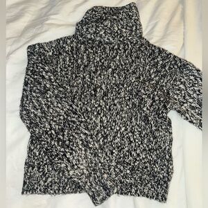 H&M Cozy Black and White Turtleneck Sweater f